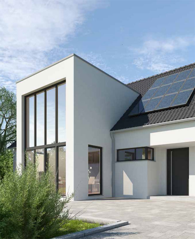 Neu eingebaute Holz-Aluminium-Fenster an einem Wohnhaus